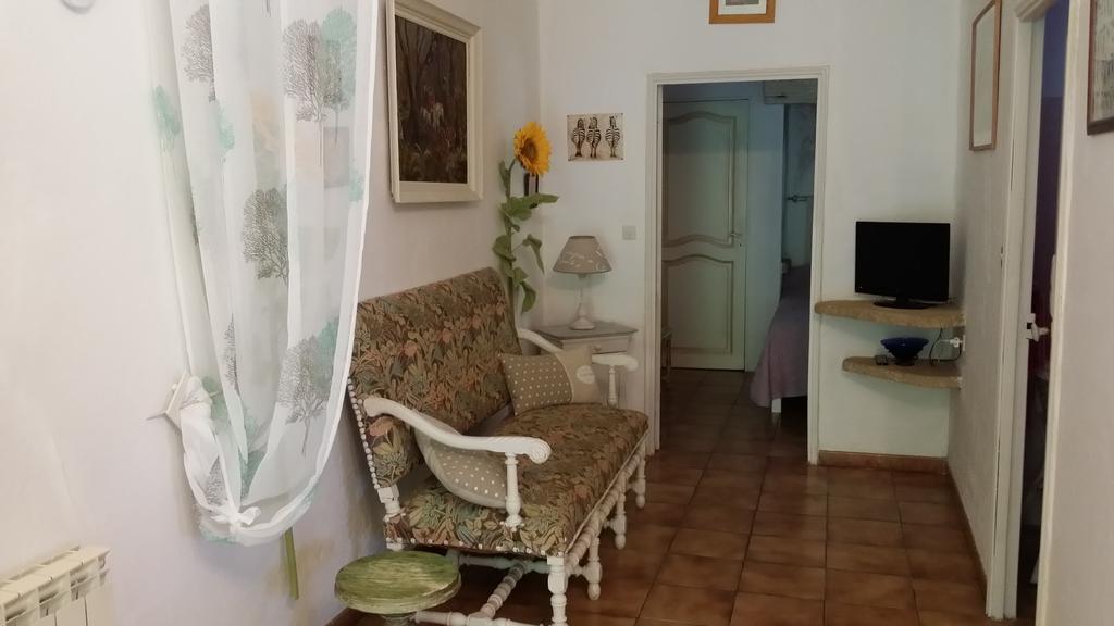 Mas De L Ancienne Magnanerie Villa Mallemort Exteriör bild
